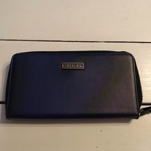 NWOT Rareform Wrislet